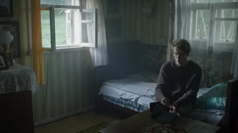 Кадры из сериала Топи (2021)