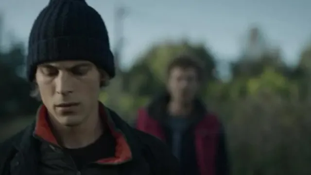 Кадры из сериала Топи (2021)